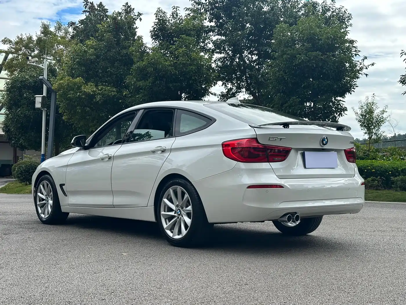 BMW 3 Series GT 2018 320i Fashion фото 6