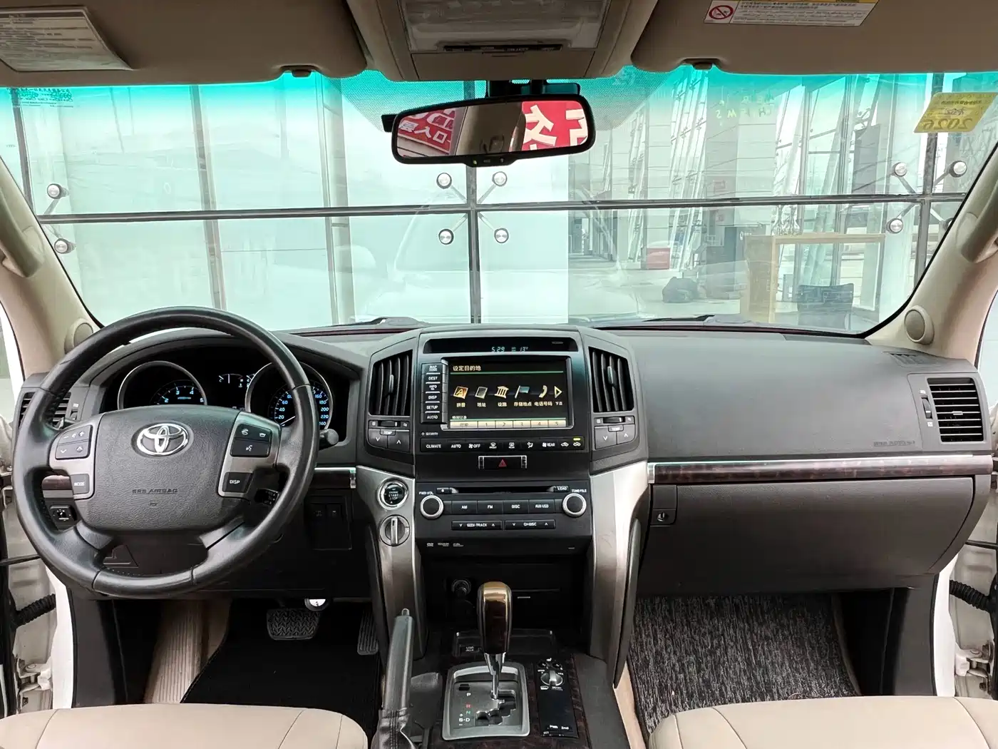 Toyota Land Cruiser 2010 Model 4.7L Automatic VX фото 12