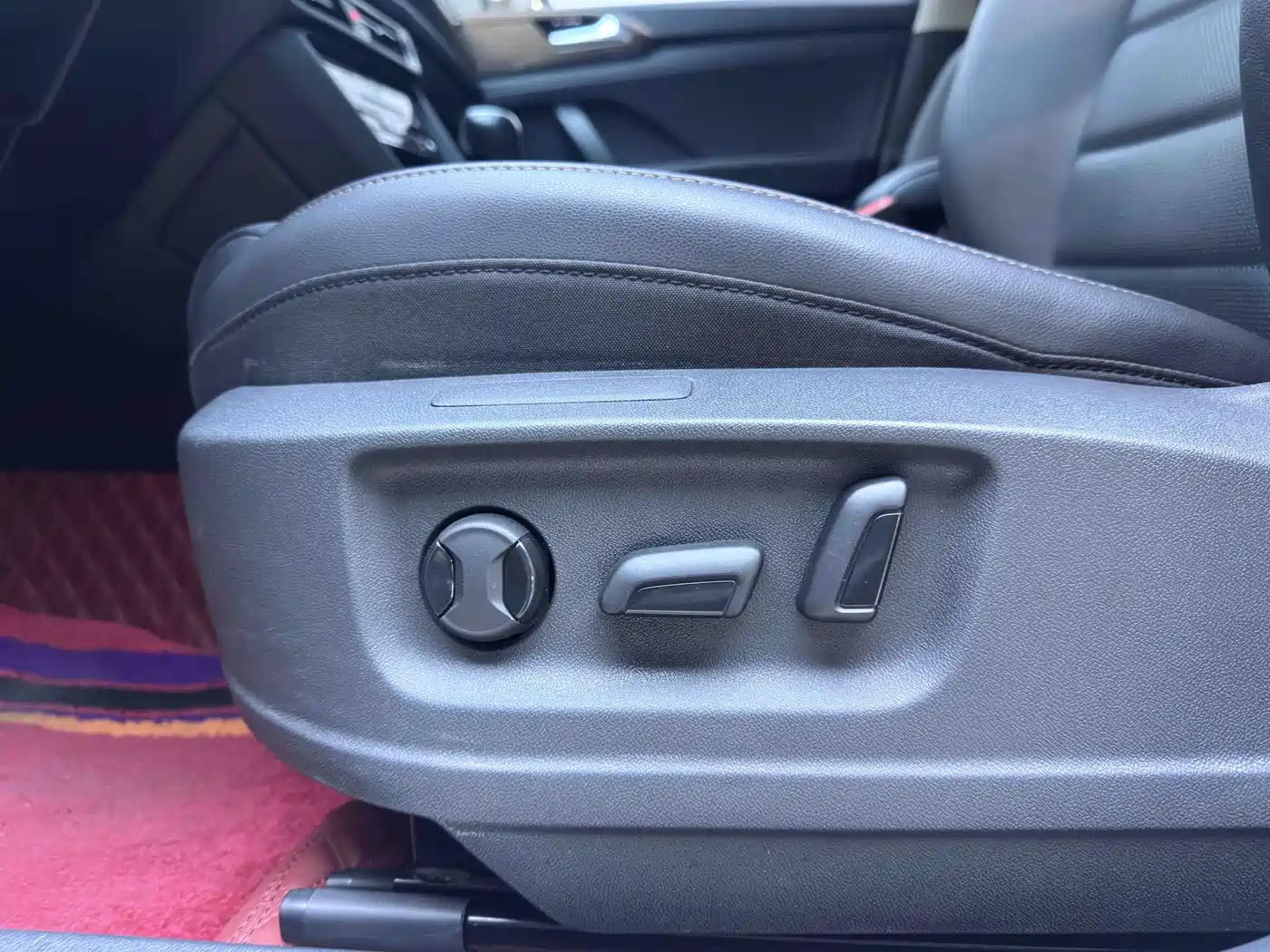 Volkswagen Tharu 2022 280TSI FWD Luxury Edition фото 10