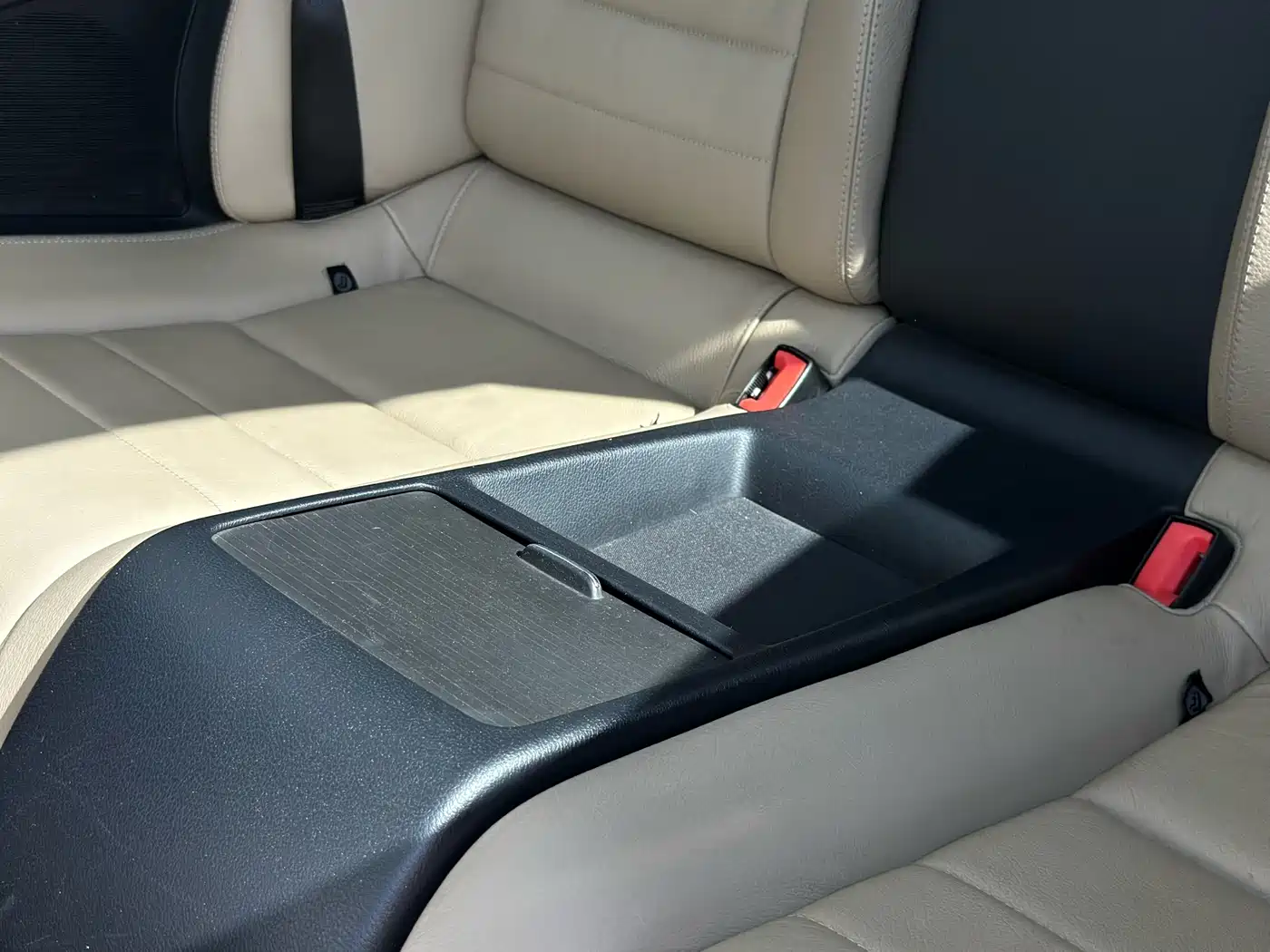 Mercedes-Benz E-Class (Import) 2012 E 260 CGI Coupe фото 21