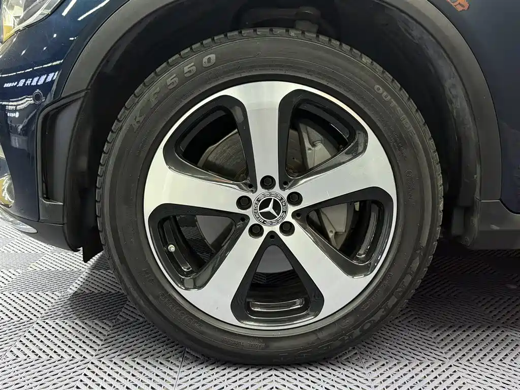 Mercedes-Benz GLC 2022 Facelift III GLC 260 L 4MATIC Dynamic фото 7