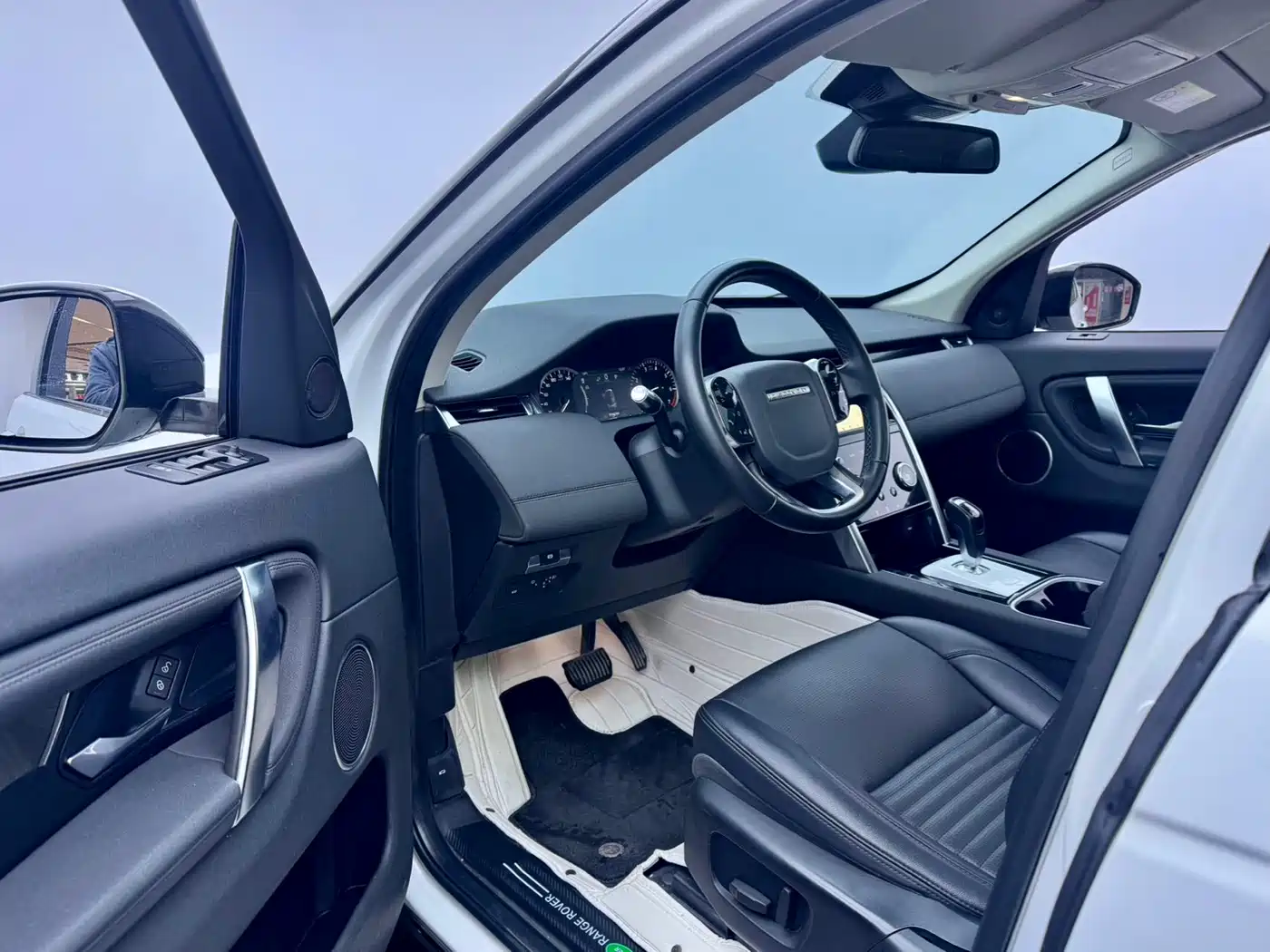 Photo 7 - Land Rover Discovery Sport
