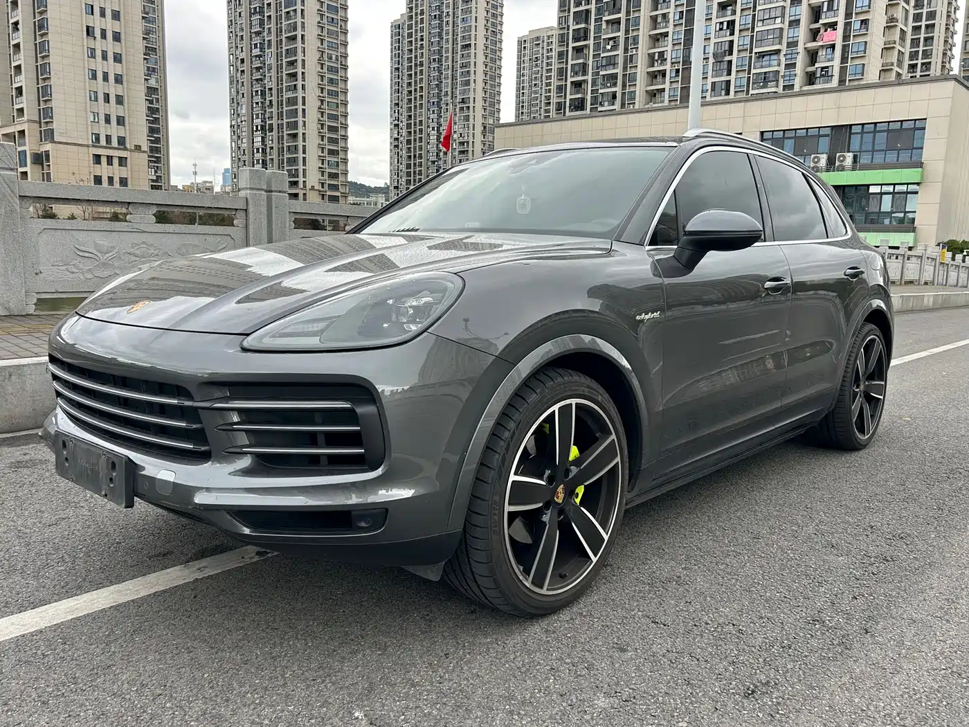 PORSCHE CAYENNE NEW ENERGY