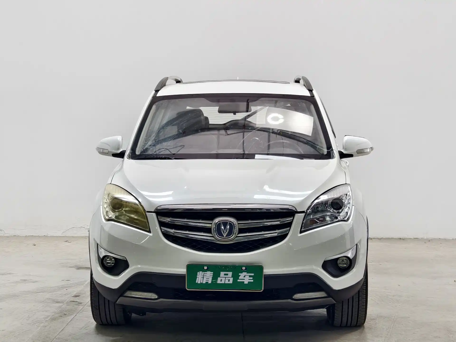 Фото 2 - Changan CS35