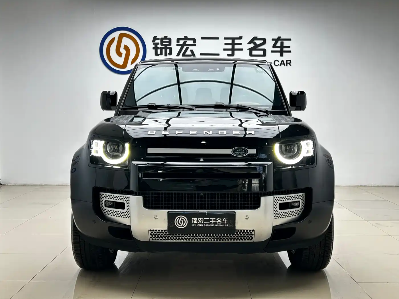 Land Rover Defender 2023 Model Year 130 3.0T P400 HSE фото 2