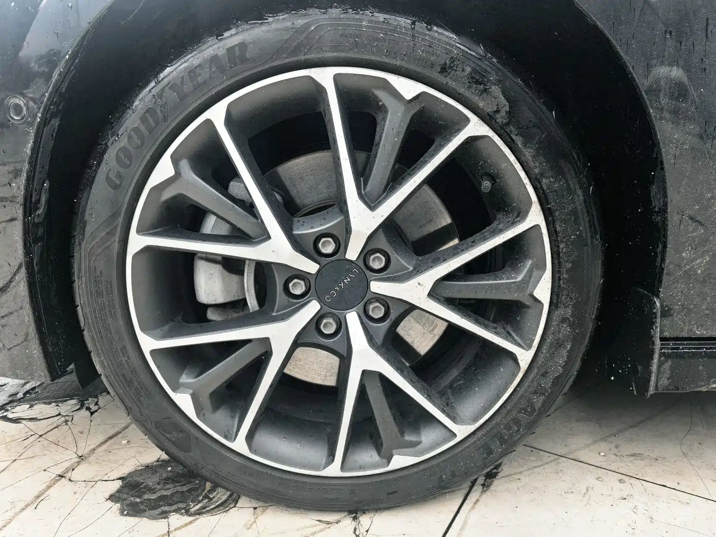 Lynk & Co 03 New Energy 2020 1.5T PHEV Pro фото 13