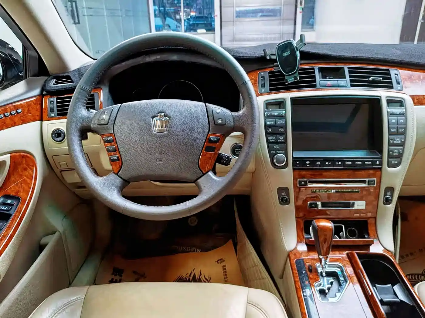 Toyota Crown 2006 2005 Model 3.0L Royal Saloon