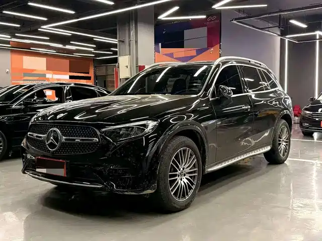 Mercedes-Benz GLC 2023 Facelift GLC 300 L 4MATIC Sport 5-Seater — фото 1