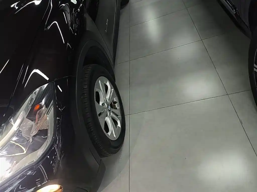 BMW X1 2016 sDrive18Li Premium Model фото 22