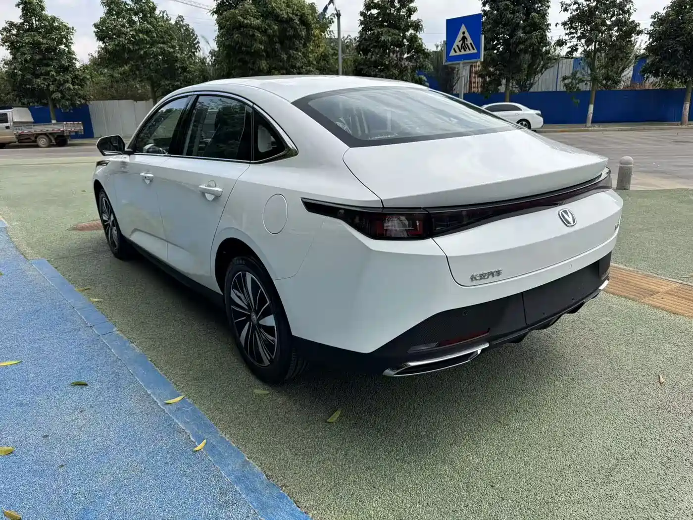 Changan Eado PHEV 2026 2025 Smart New Blue Whale 145KM High-Performance Edition