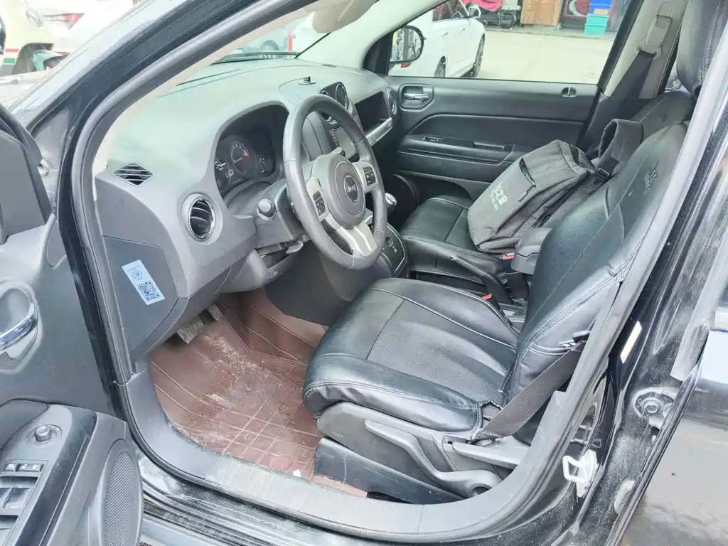Jeep Compass (Import) 2015 2014 Facelift 2.0L 2WD Progressive Edition