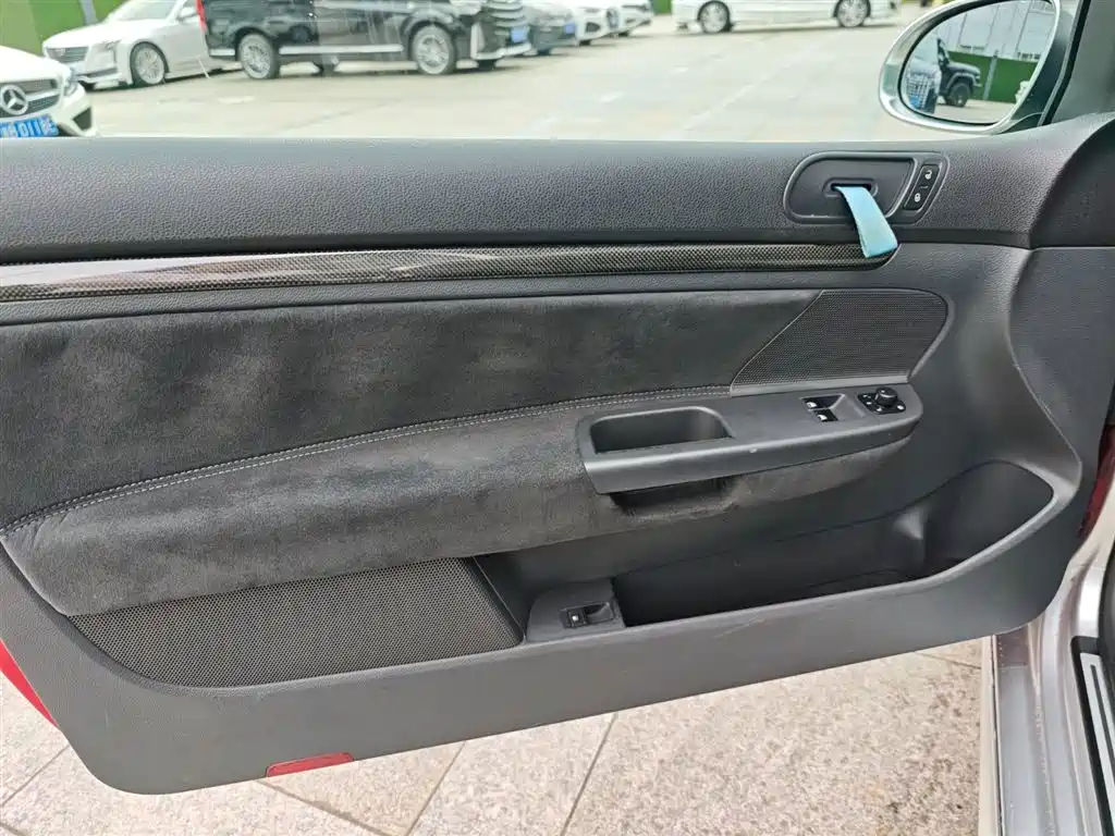 Volkswagen Golf (Import) 2006 GTI 2.0T 3-Door фото 5
