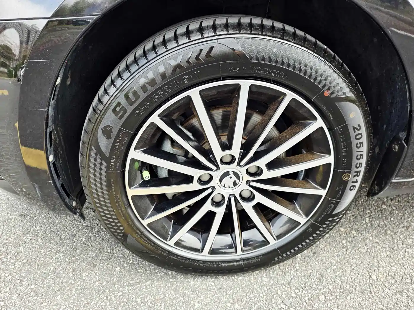 Škoda Octavia 2019 1.5L Automatic Luxury Edition фото 14
