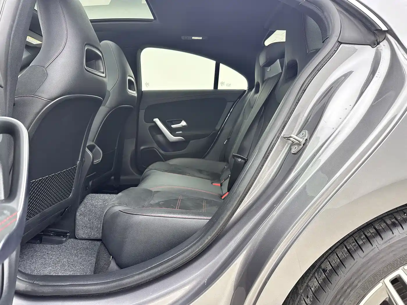 Mercedes-Benz CLA (Import) 2021 CLA 200 фото 9