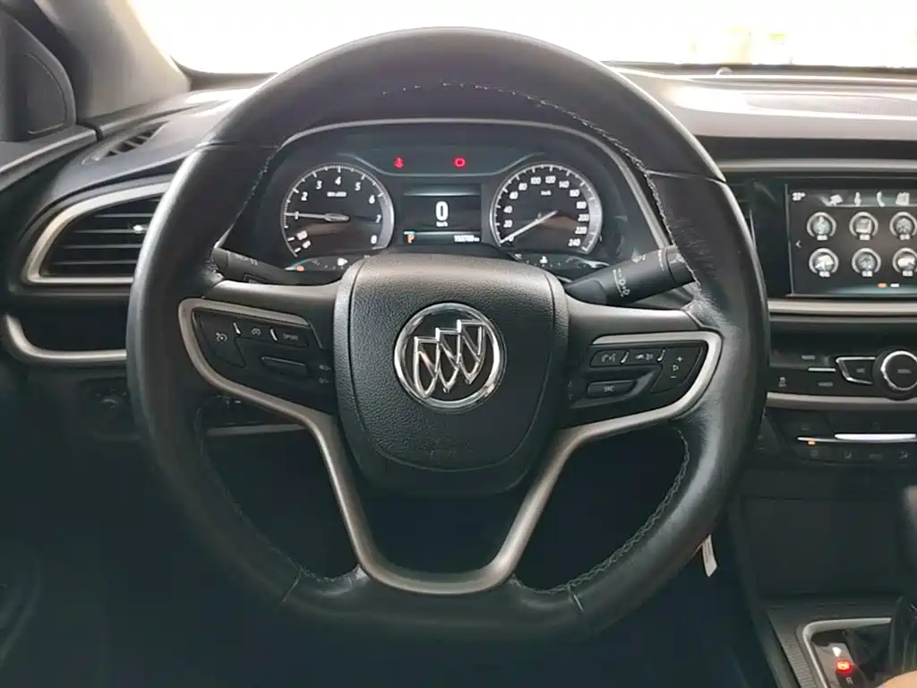 Фото 11 - Buick Excelle