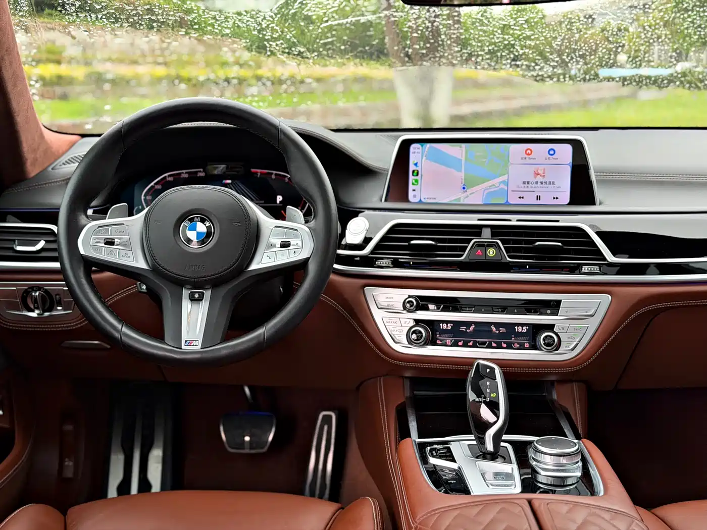 BMW 7 Series 2021 Model 740Li xDrive Executive M Sport Package фото 8