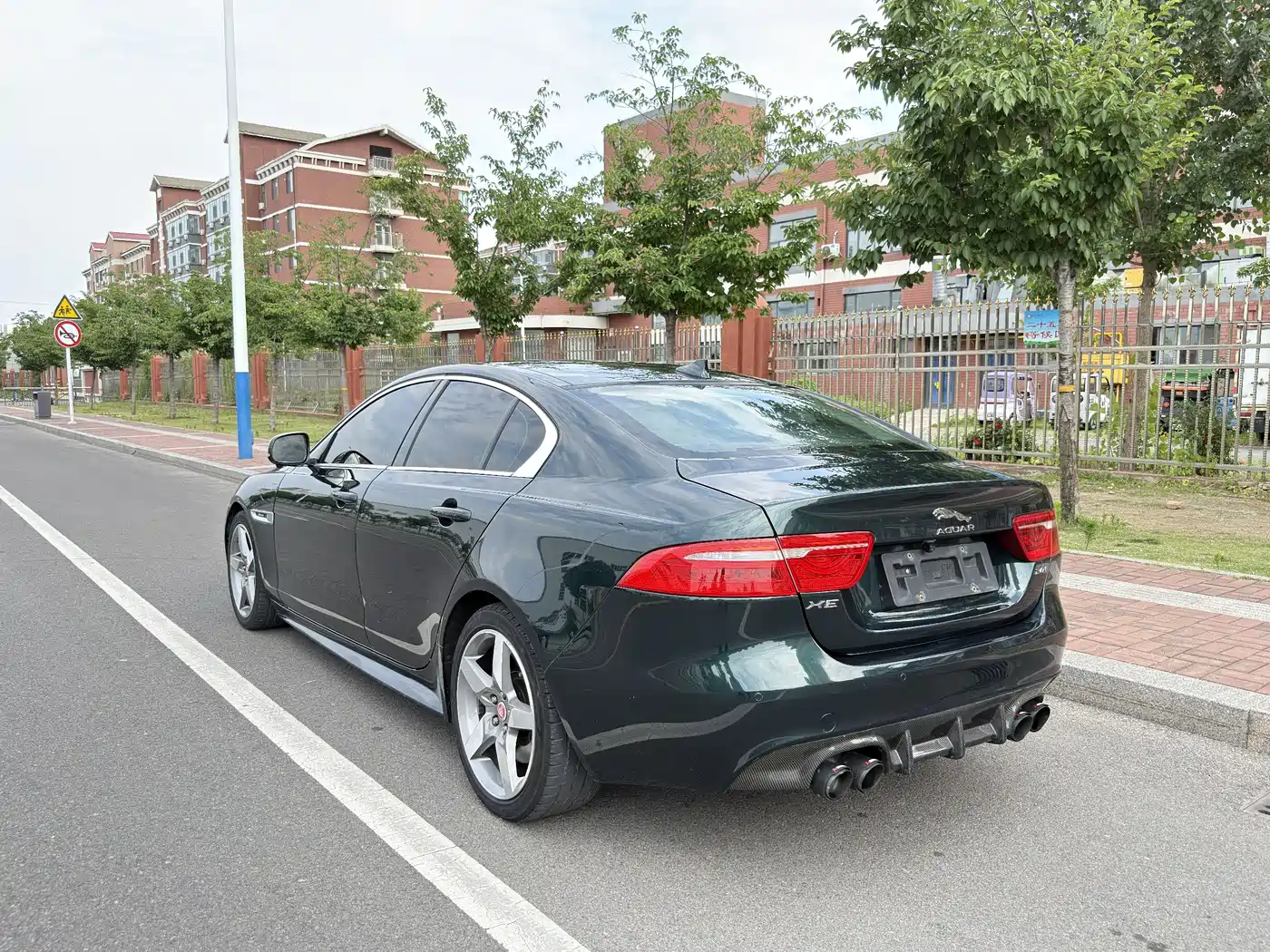 Jaguar XE 2016 2015 2.0T 200PS R-Sport