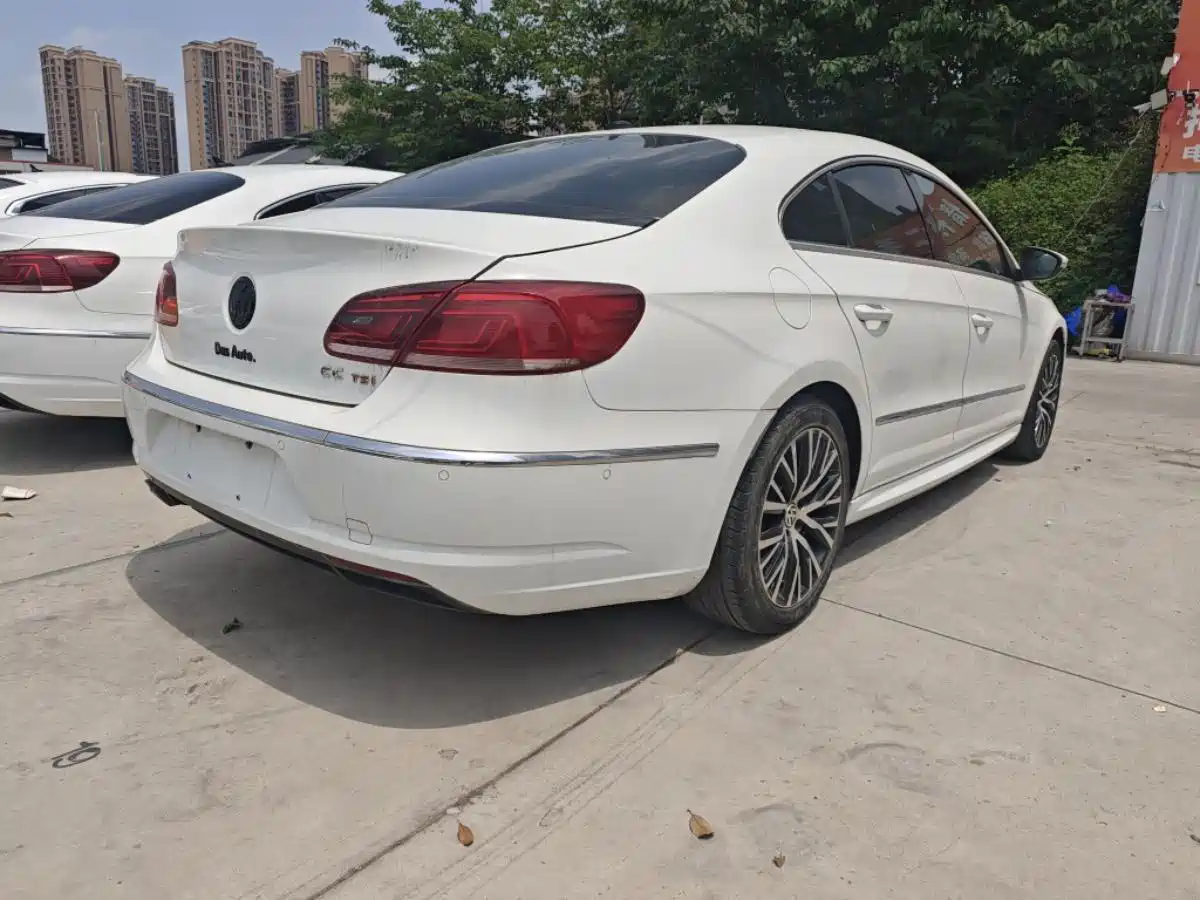 Volkswagen FAW-Volkswagen CC 2013 2.0TSI Luxury фото 11
