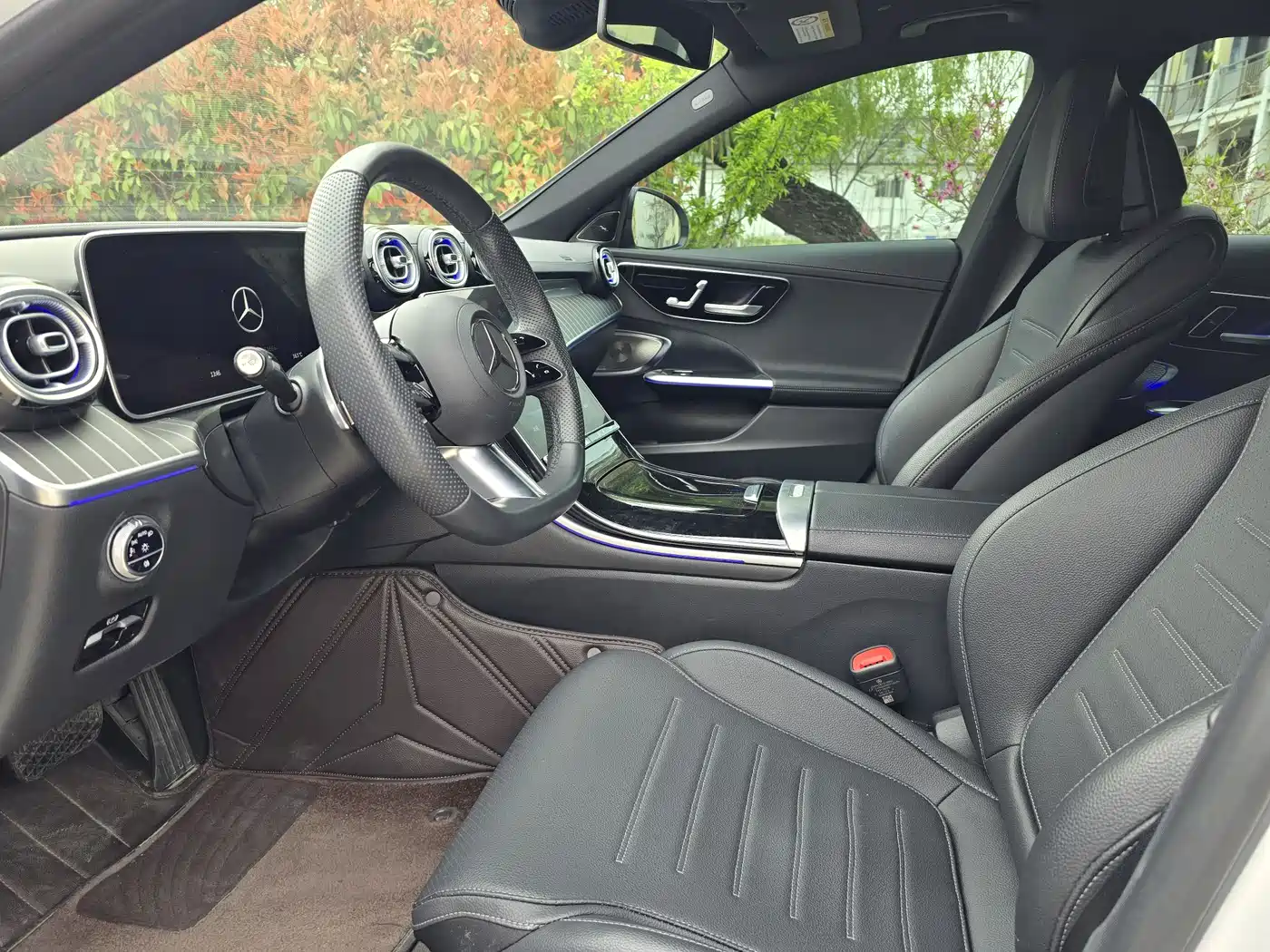 Mercedes-Benz C-Class 2023 C 260 L Night Edition Sport фото 7