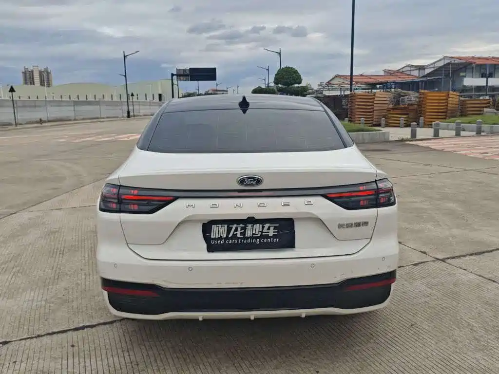 Ford Mondeo 2026 2026 2.0T Fuel Trend