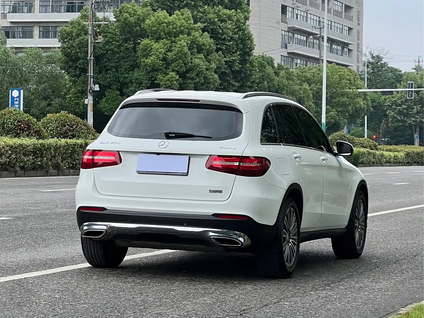 Mercedes-Benz GLC 2017 GLC 200 4MATIC фото 3