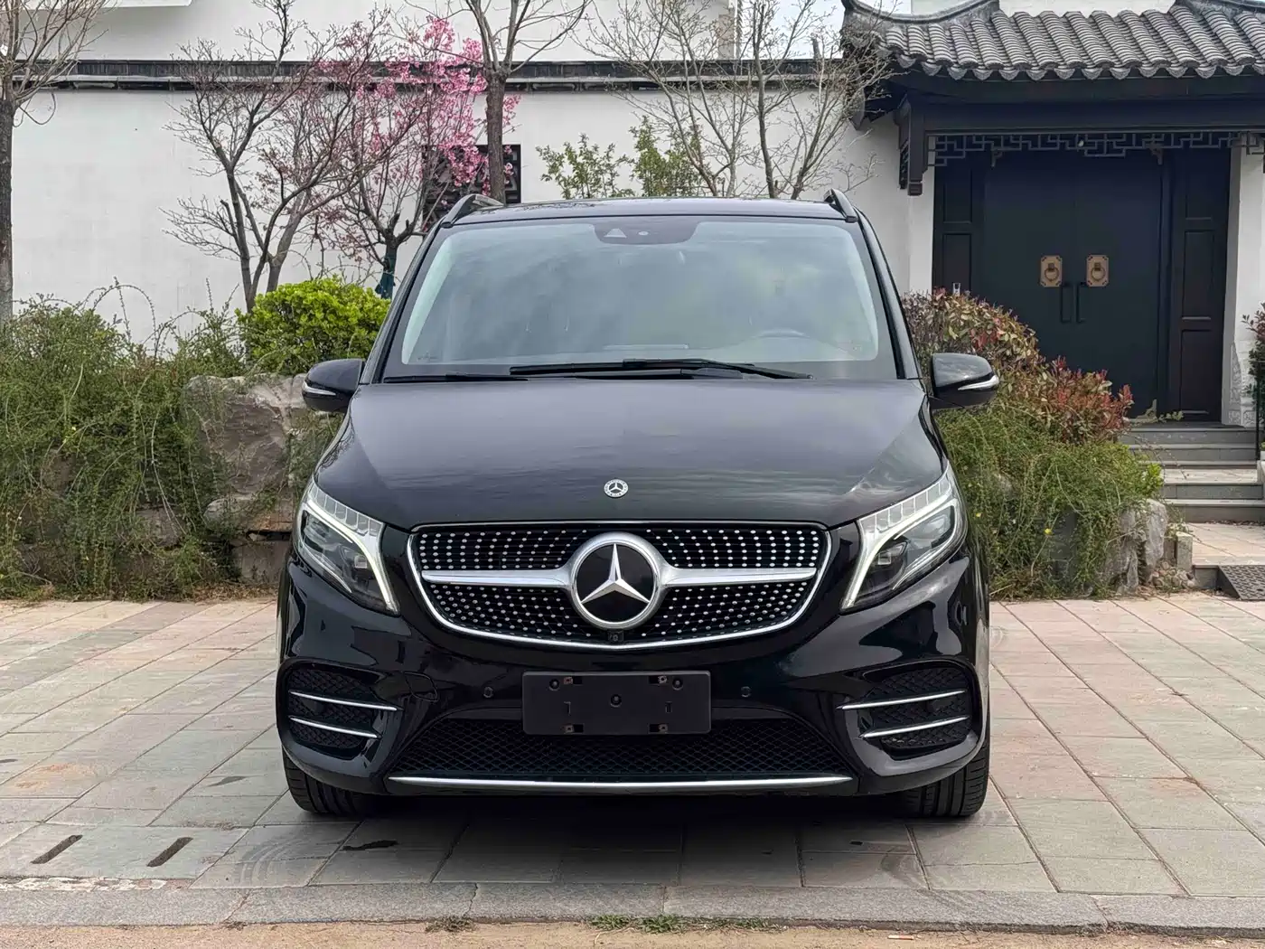 Mercedes-Benz V-Class 2020 Model V 260 L Long Wheelbase Luxury фото 2