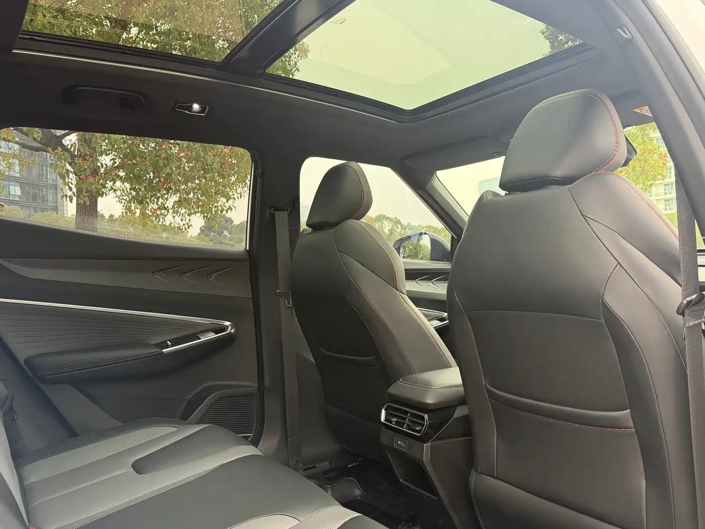 GEELY AUTOMOBILE BOYUE