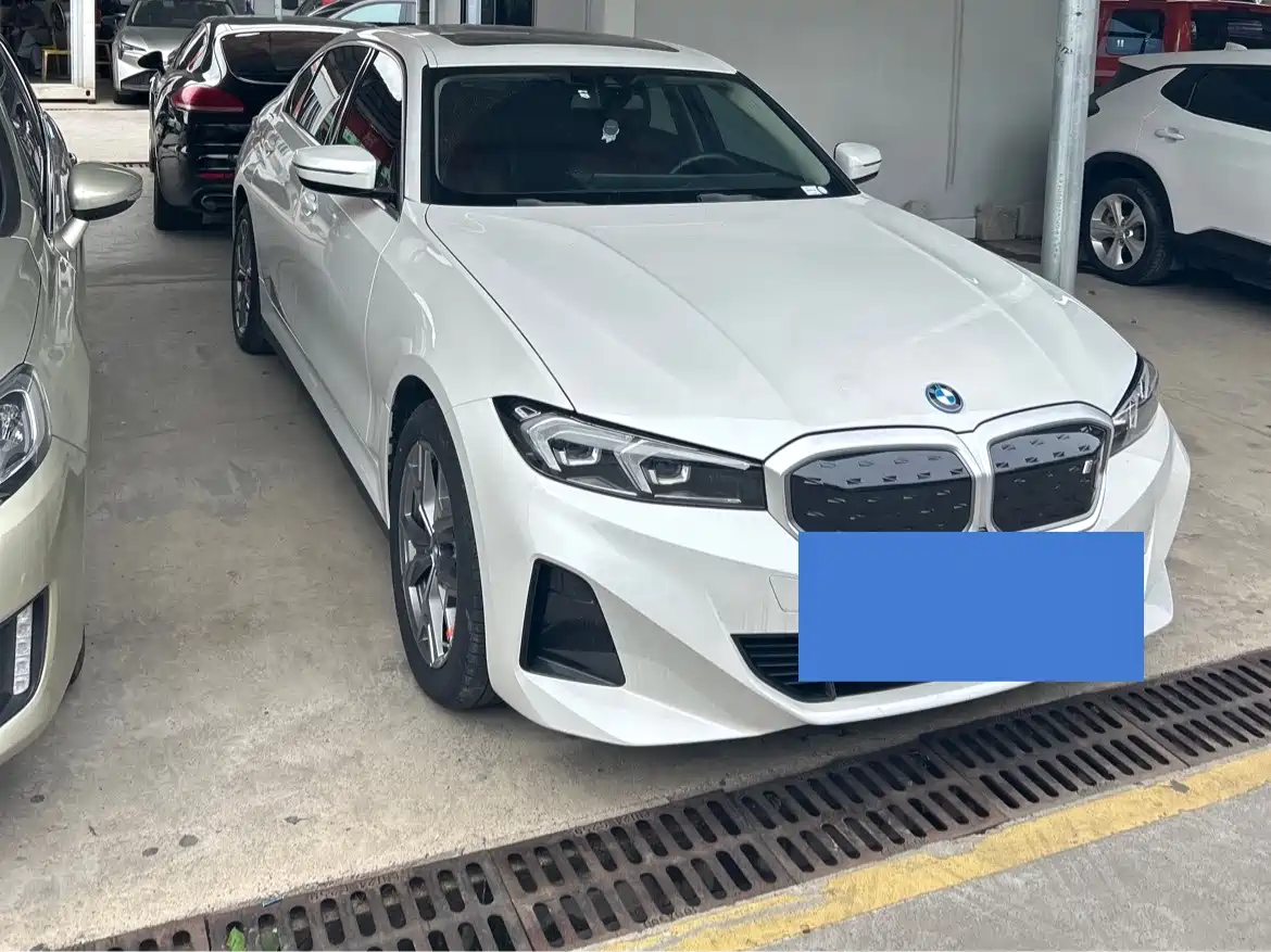 BMW i3 2022 eDrive 35 L фото 3