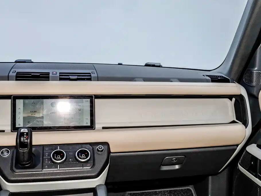 Land Rover Defender 2020 2020 Model 110 P400 HSE