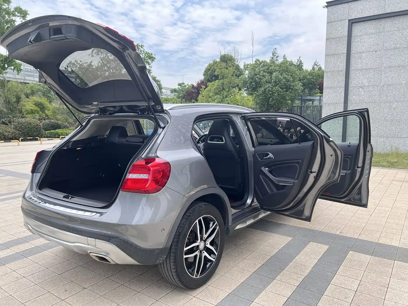 Mercedes-Benz GLA 2015 GLA 200 Fashion фото 15