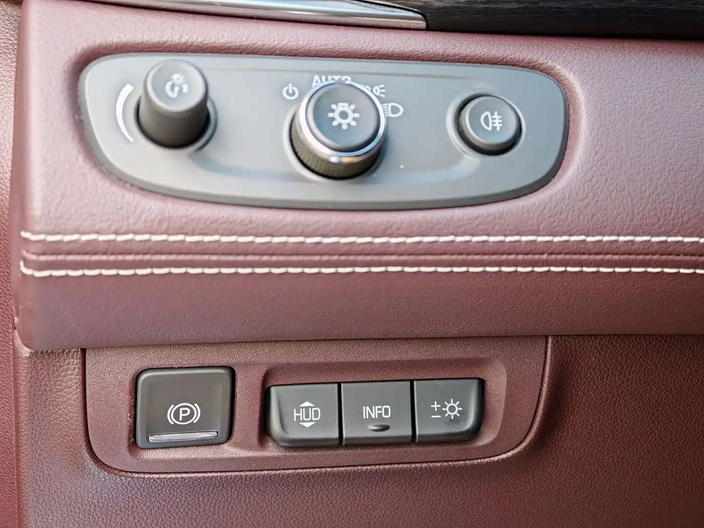 Buick GL8 2023 Avenir 6-Seater Executive Edition фото 11