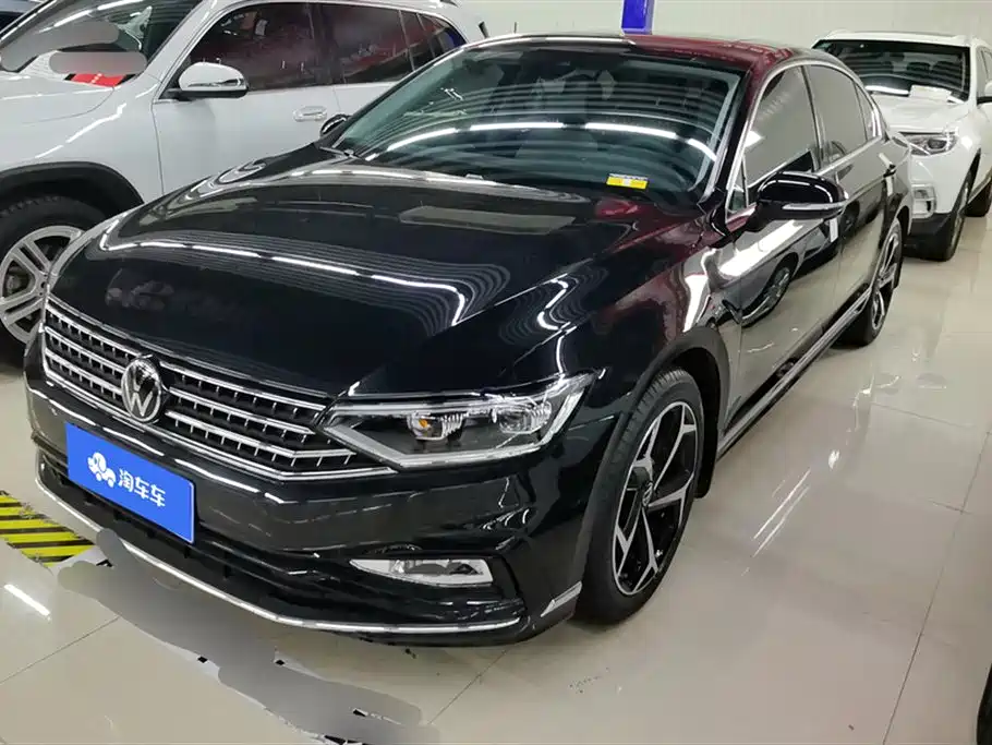 Volkswagen Magotan 2025 Popular Edition 330TSI DSG Luxury