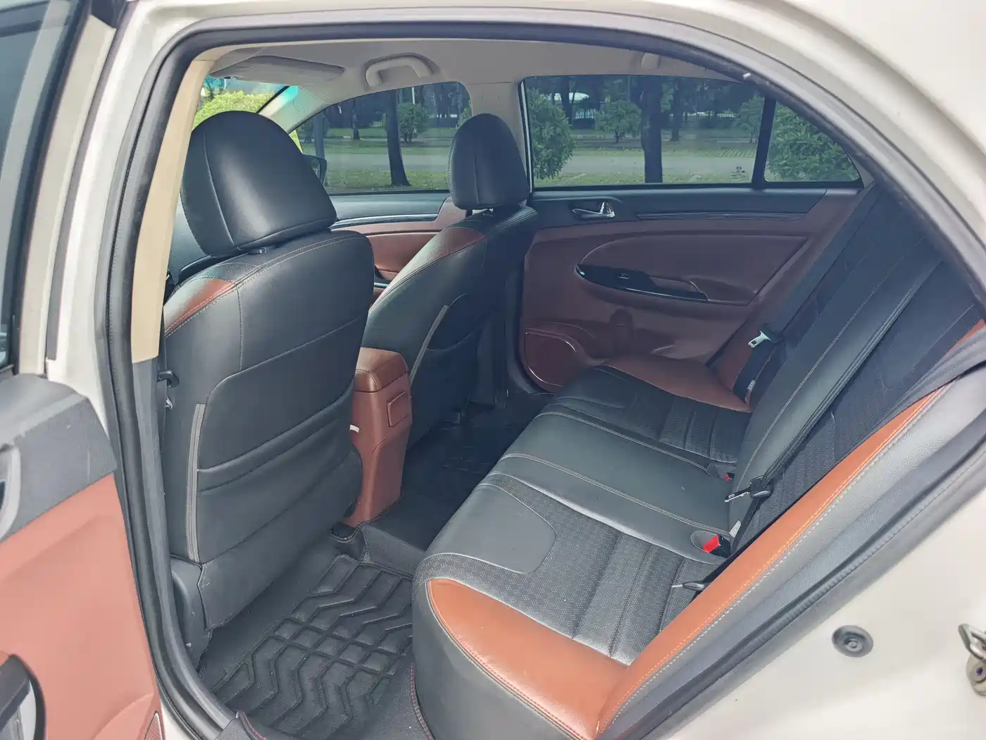 BYD Surui 2016 1.5L Manual Elite фото 15