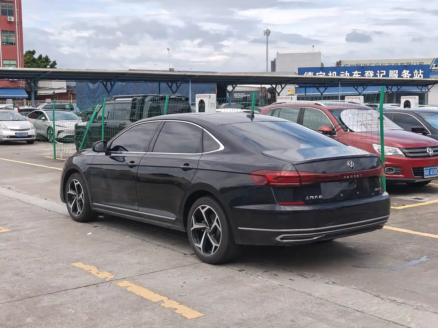 Volkswagen Passat 2026 2026 Outstanding Edition 380TSI Starlight Dragon Soaring Version