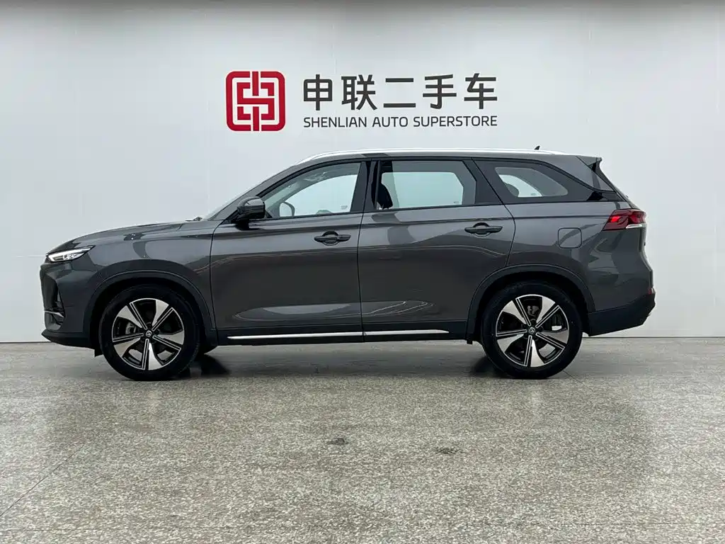 Photo 3 - Changan X7 PLUS