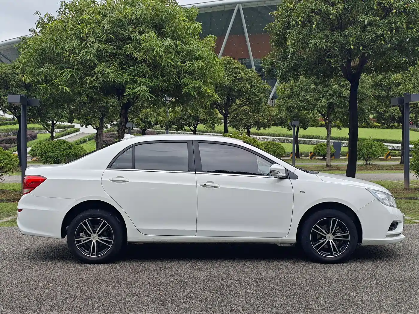 BYD Surui 2016 1.5L Manual Elite фото 5