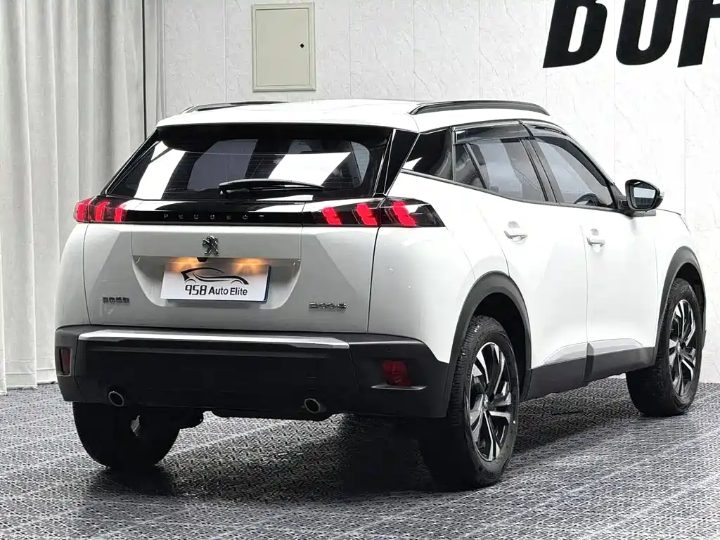 Peugeot 2008 2023 2022 230THP THE ONE