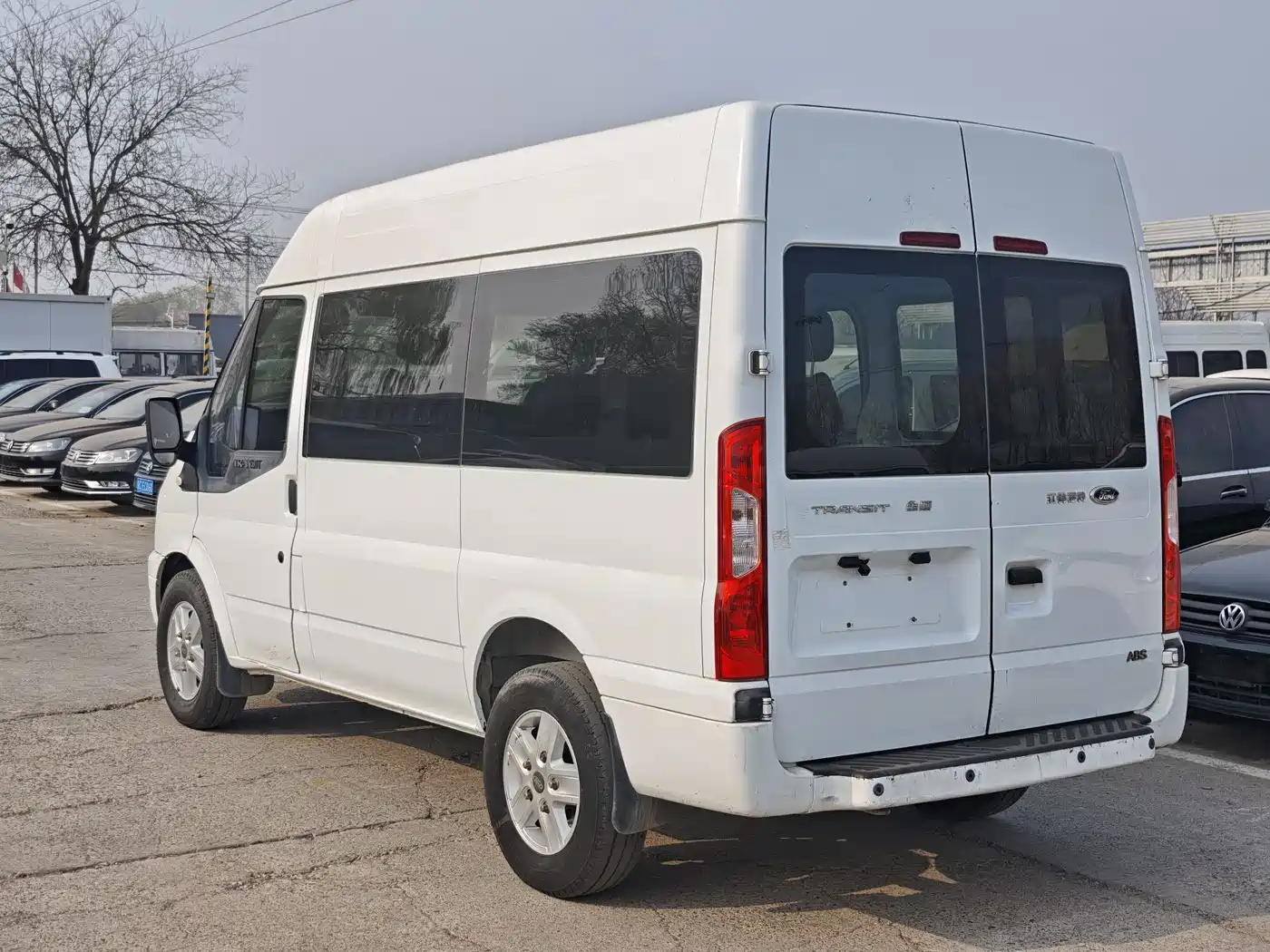 Ford New Generation Transit 2018 2016 Model 2.2T Short Wheelbase 6-Seater Mid-Roof Multi-Purpose Vehicle