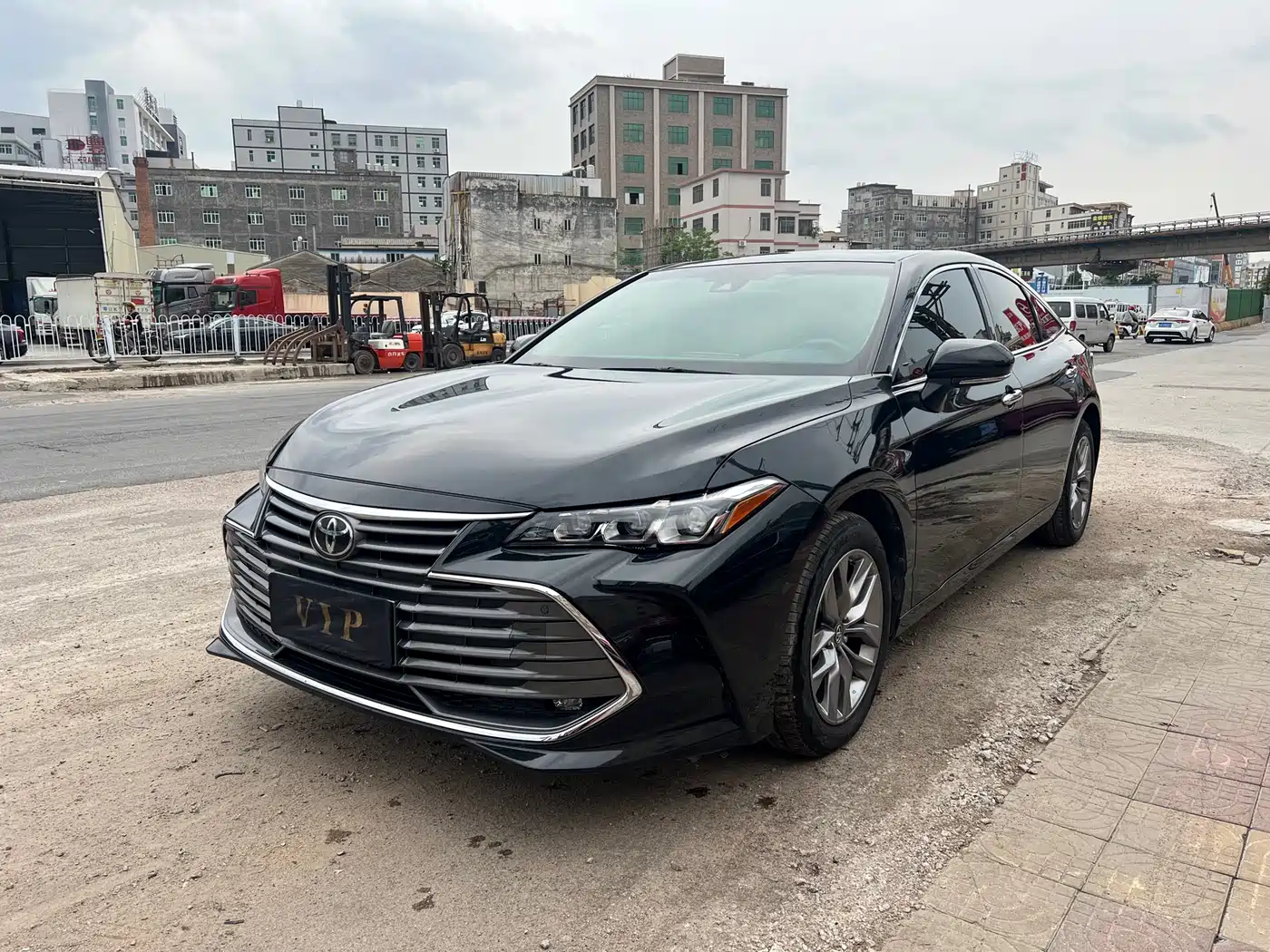 Toyota Avalon 2019 2.0L Luxury Edition (China VI)