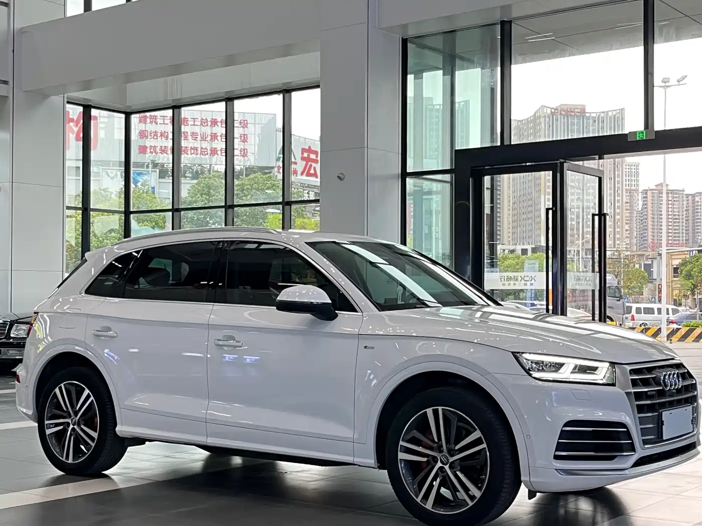 AUDI Q5L