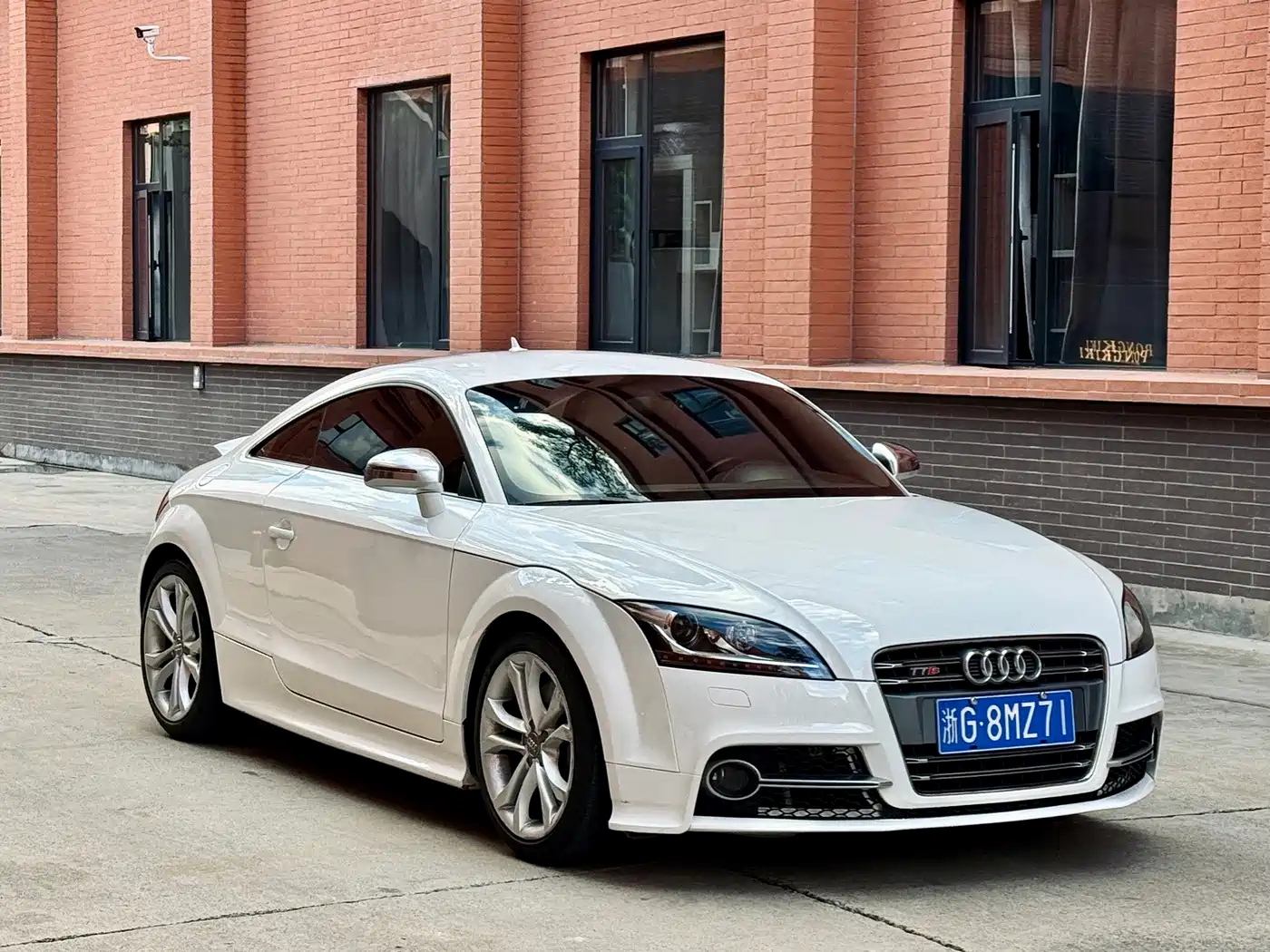 Audi TTS 2012 2011 Model TTS Coupe 2.0TFSI quattro