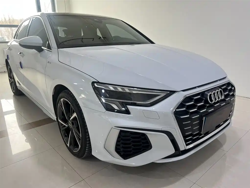 Audi A3 2022 Sportback 35 TFSI Style Sport фото 3