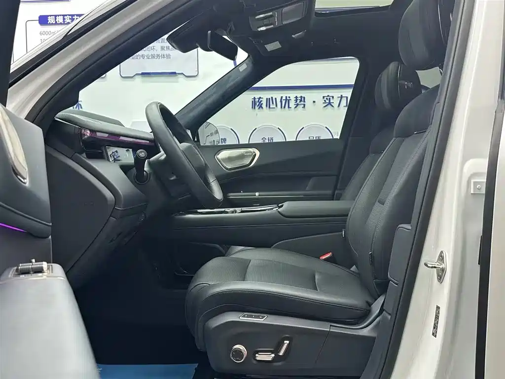 Lynk & Co 900 2025 2.0T Ultra фото 15