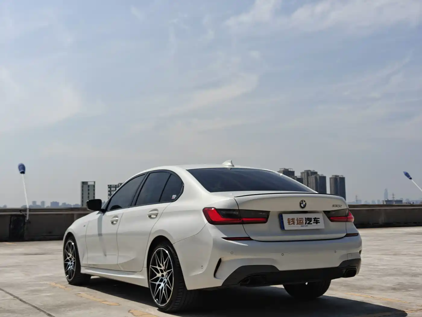 BMW 3 Series 2020 Facelift 325i M Sport Night Edition фото 3