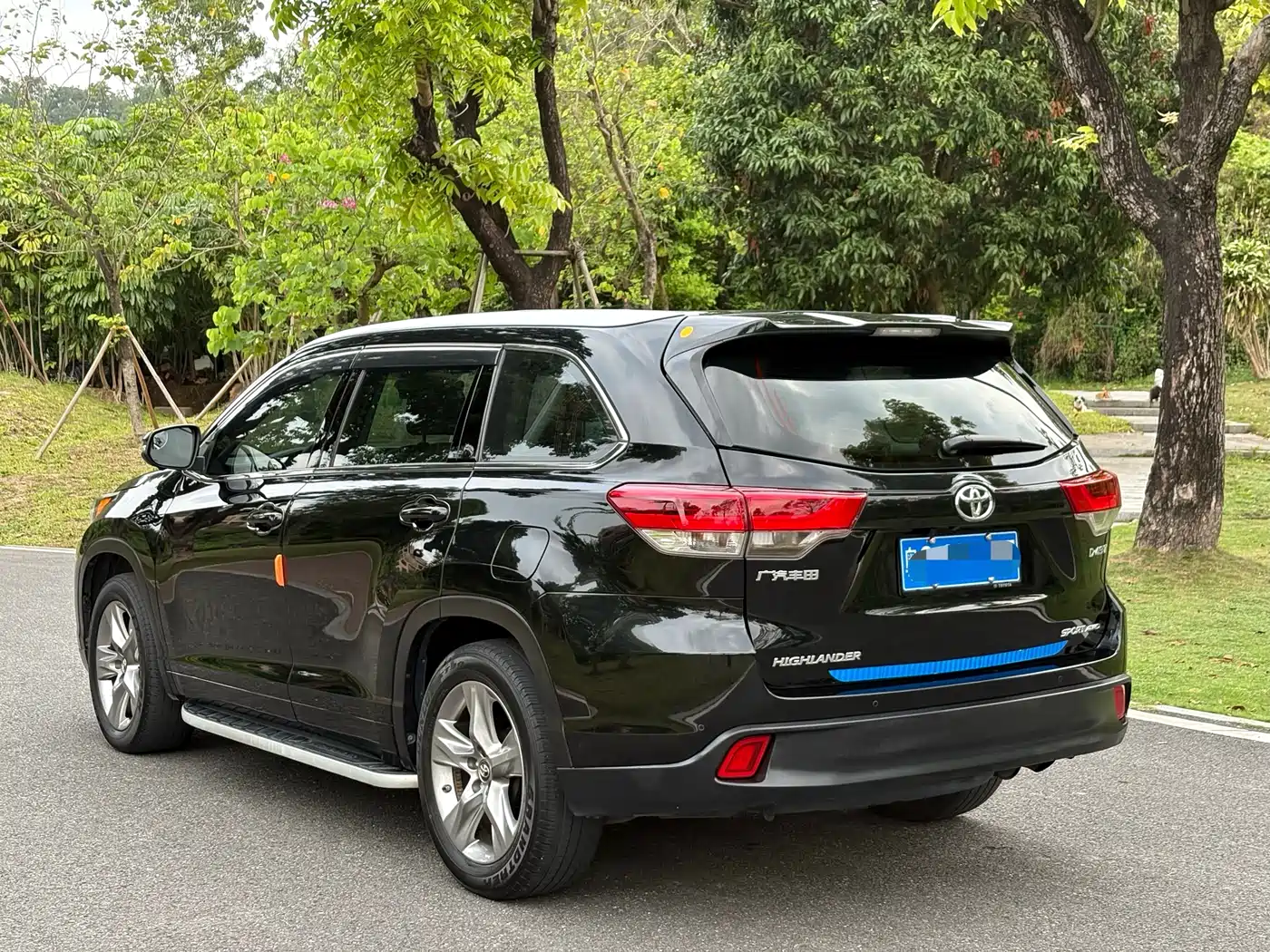 Toyota Highlander 2018 2.0T 4WD Luxury 7-seater China VI фото 7