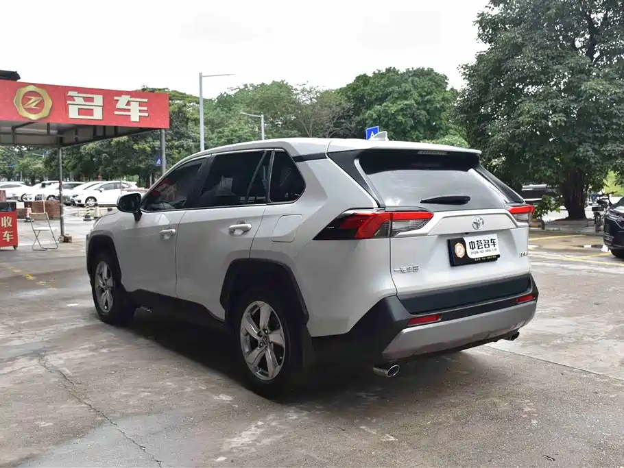 Toyota RAV4 Rongfang 2022 2.0L CVT 2WD Trend Plus Edition фото 16