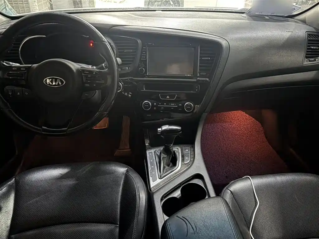 Kia K5 2014 2.0L Automatic LUXURY фото 12