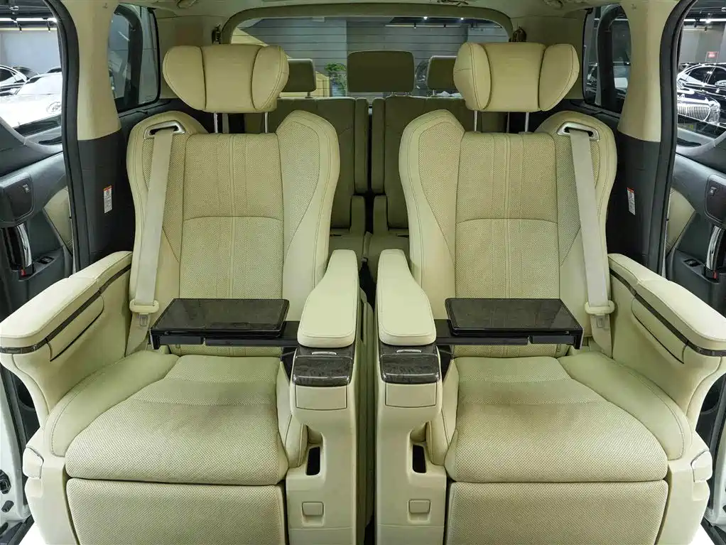Toyota Alphard 2018 Facelift 3.5L Premium Edition фото 14