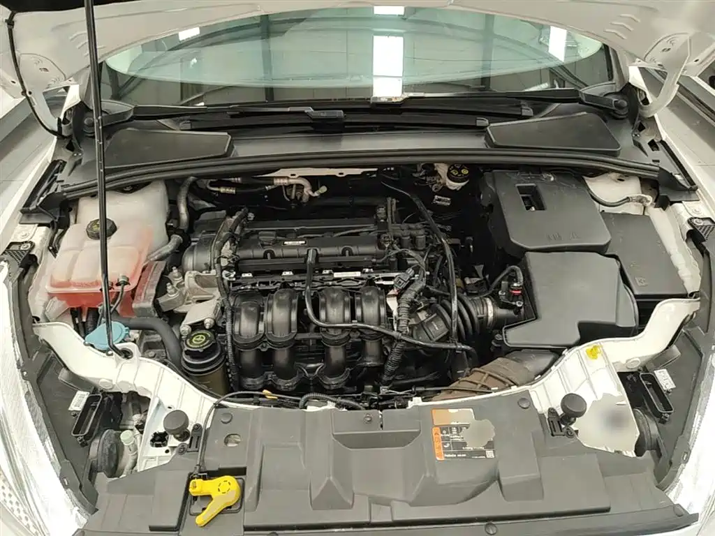 Фото 20 - Ford Focus