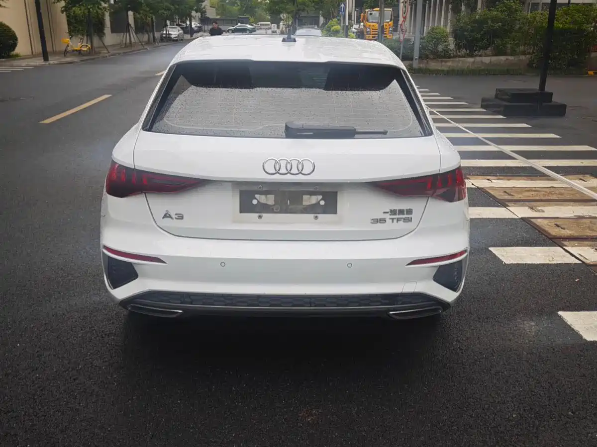 Audi A3 2022 Sportback 35 TFSI Style Sport фото 3
